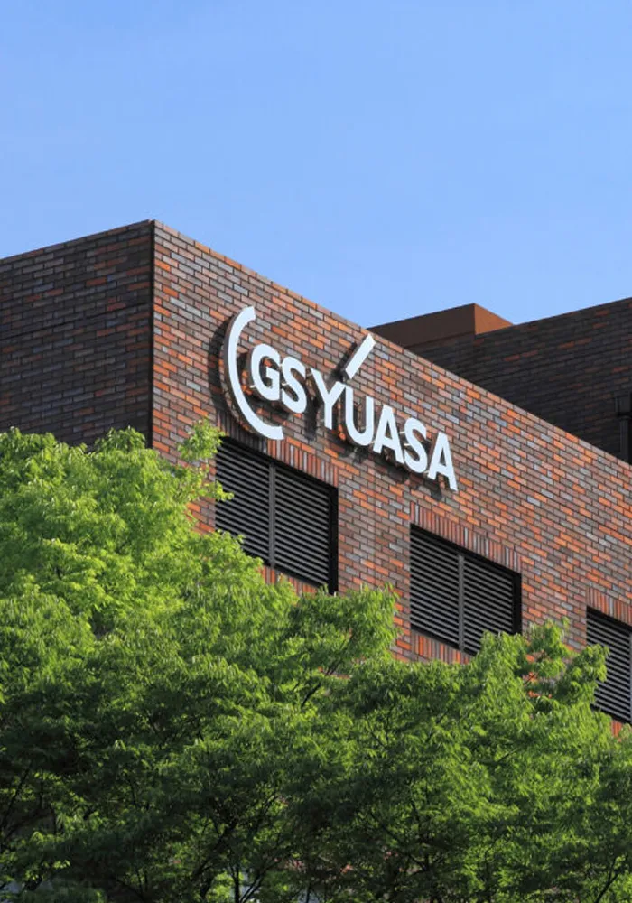 GS Yuasa, İngiltere’deki 178 bin fitkarelik dev lojistik tesisini hizmete açtı